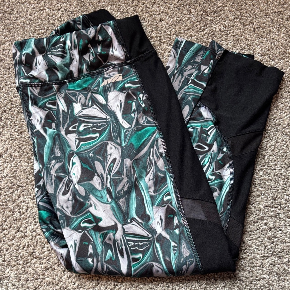 Capri Leggings